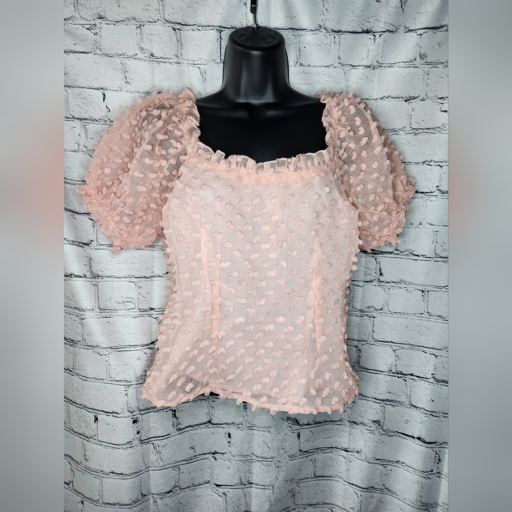 Lulus Kaitlin Blush Pink‎ Textured Off the Shoulder Top Blouse Size Small